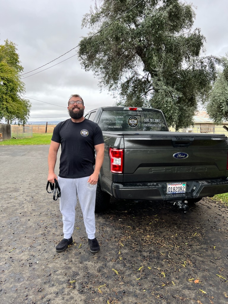 Derek Henderson Personal Trainer At Gym Truck Chico